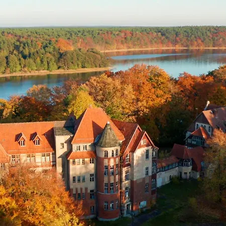 Parkresidenz Lychen, 6 *